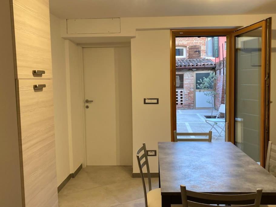 Appartamento Tre Archi Con Corte Privata Venice Luaran gambar