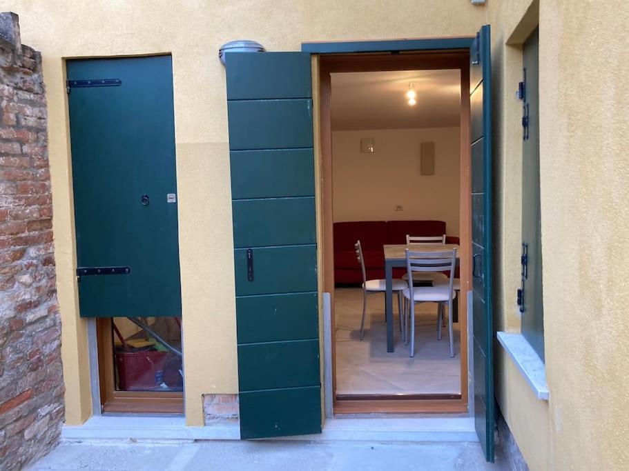 Appartamento Tre Archi Con Corte Privata Venice Luaran gambar